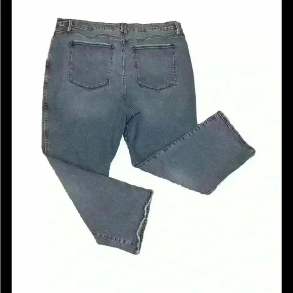 Good American Good Curve Straight Distressed LookBlue Jeans Plus Size 20 NWOT - Picture 4 of 6